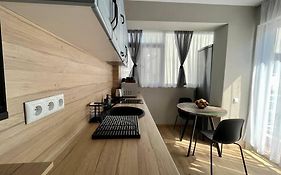 Sea Garden Apartment